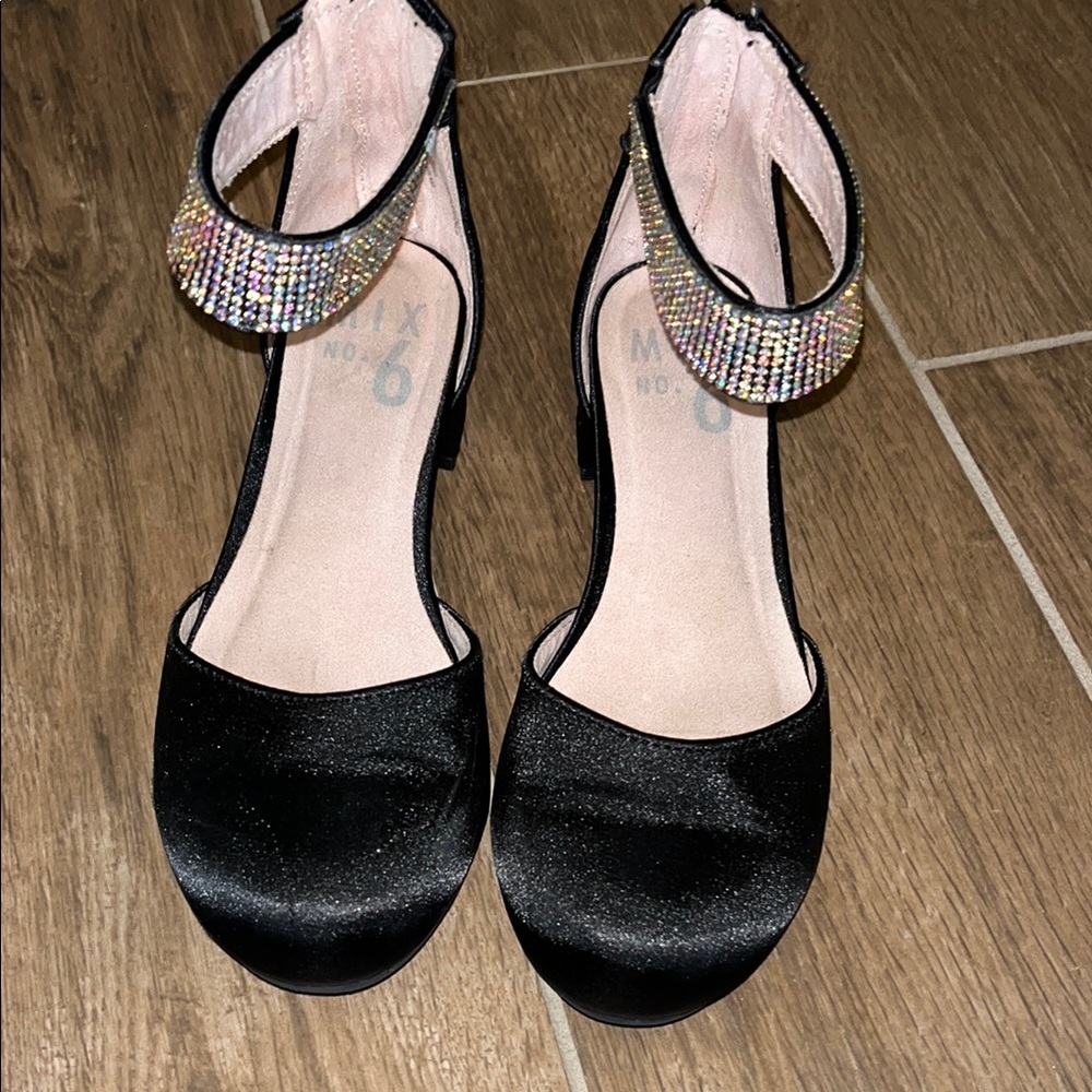 Elegant Black Girl’s Shoes with Rhinestone Strap